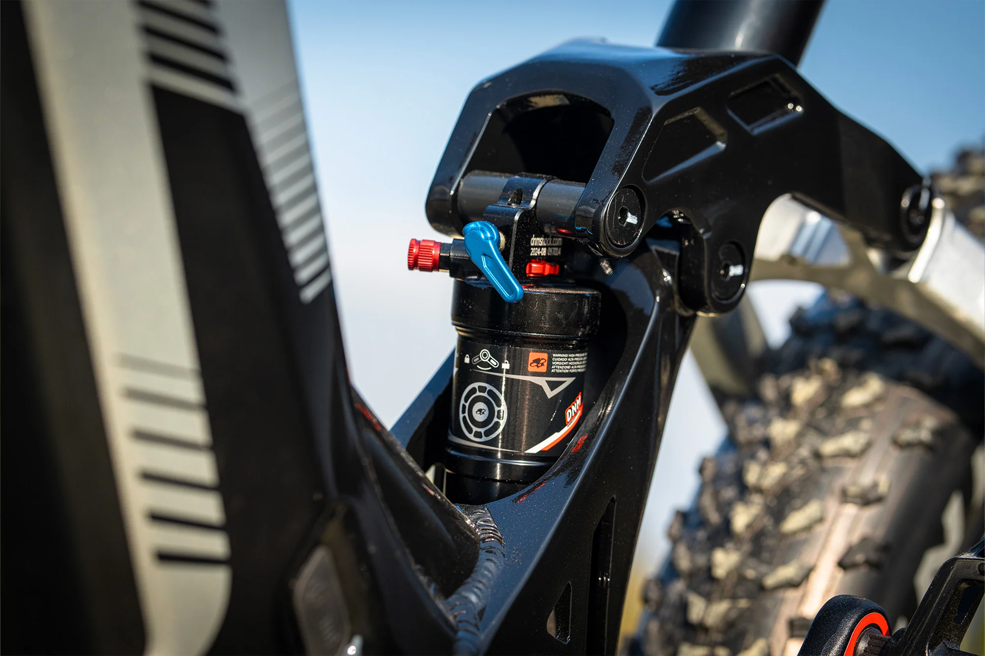 Trax 2.0 All-Terrain Electric Bike - Image 11